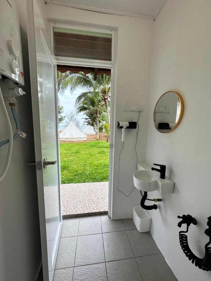 Beach N Breeze Glamping Malacca Exterior photo