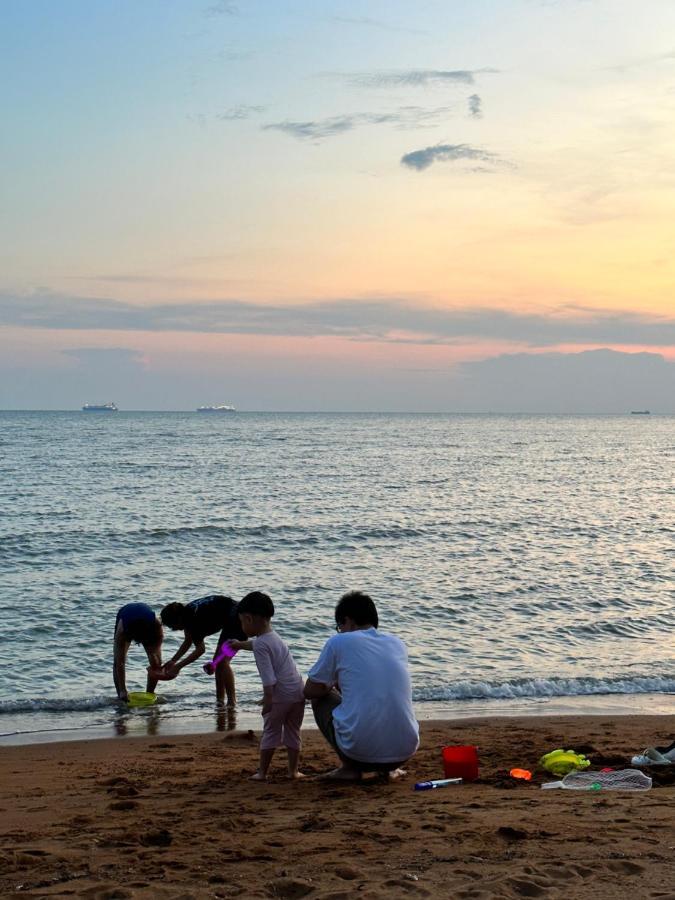 Beach N Breeze Glamping Malacca Exterior photo